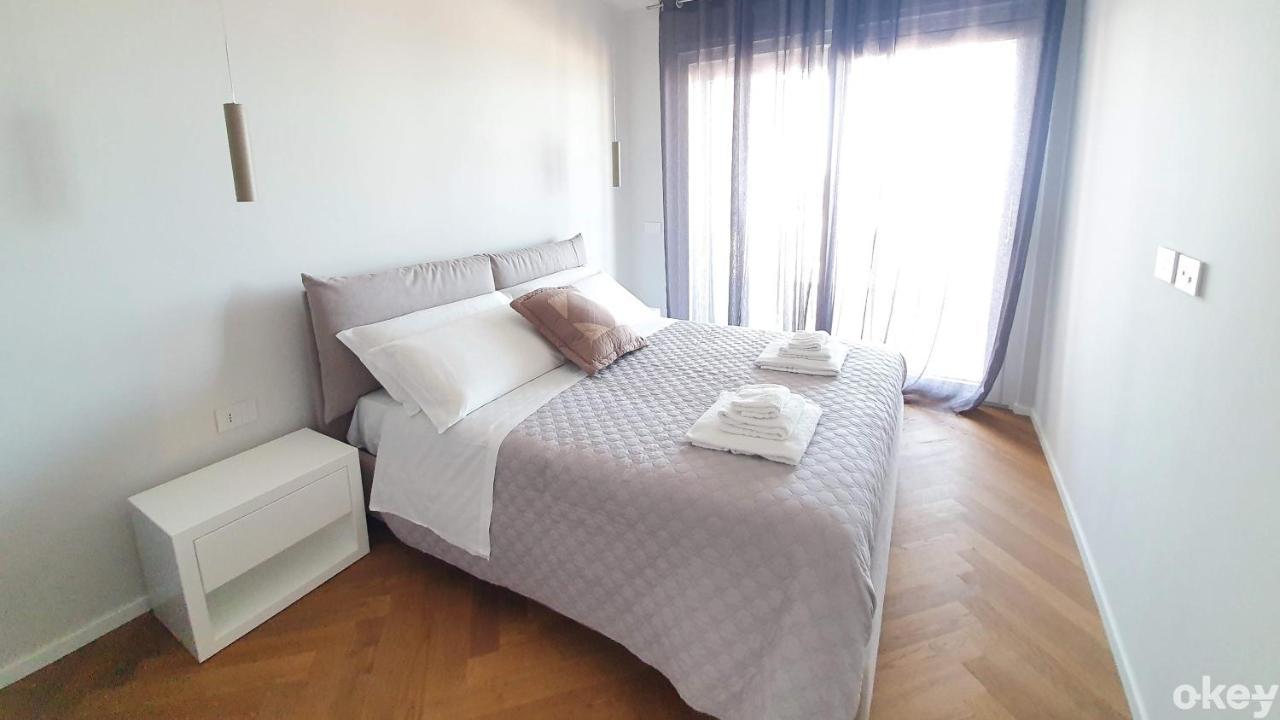 Seven Seas Luxury Apartments - Bari San Girolamo Kültér fotó