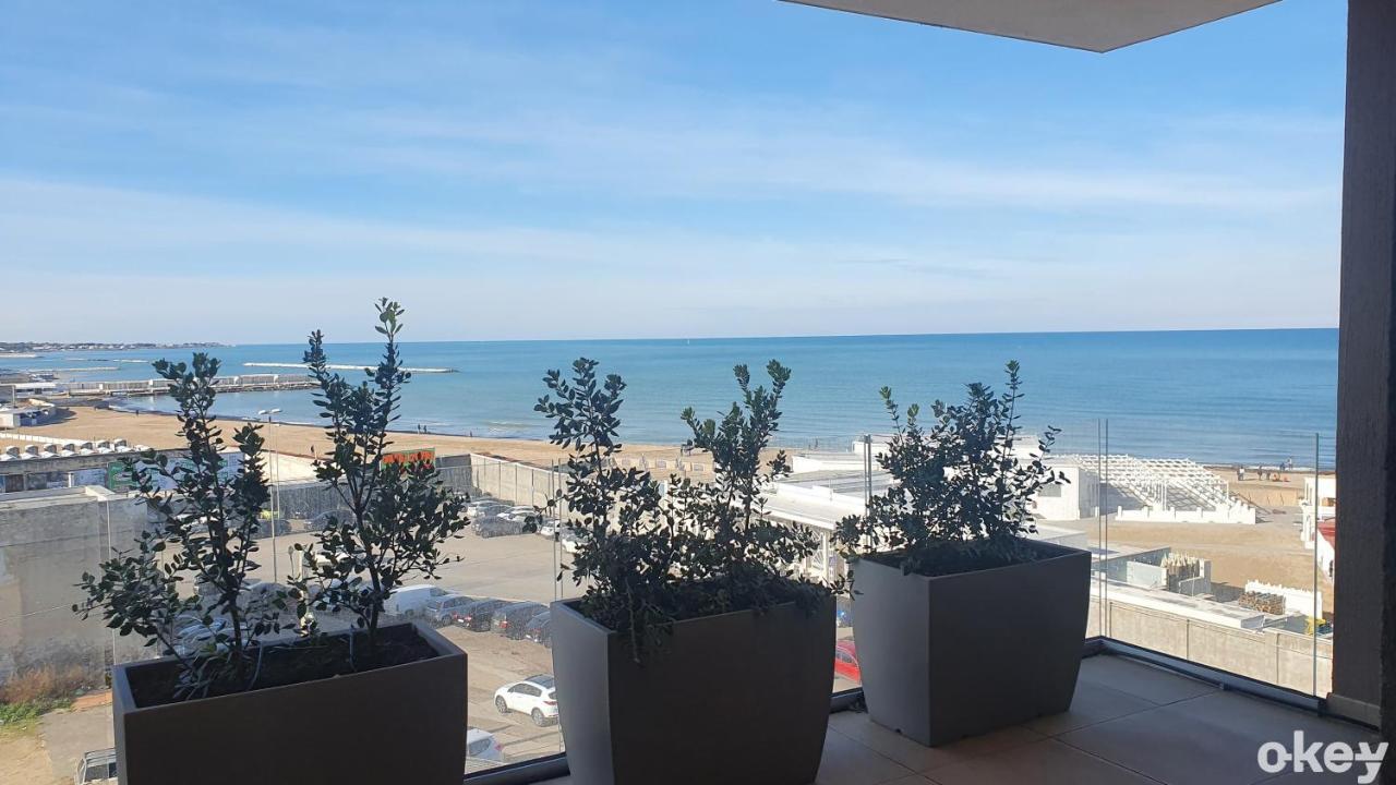 Seven Seas Luxury Apartments - Bari San Girolamo Kültér fotó