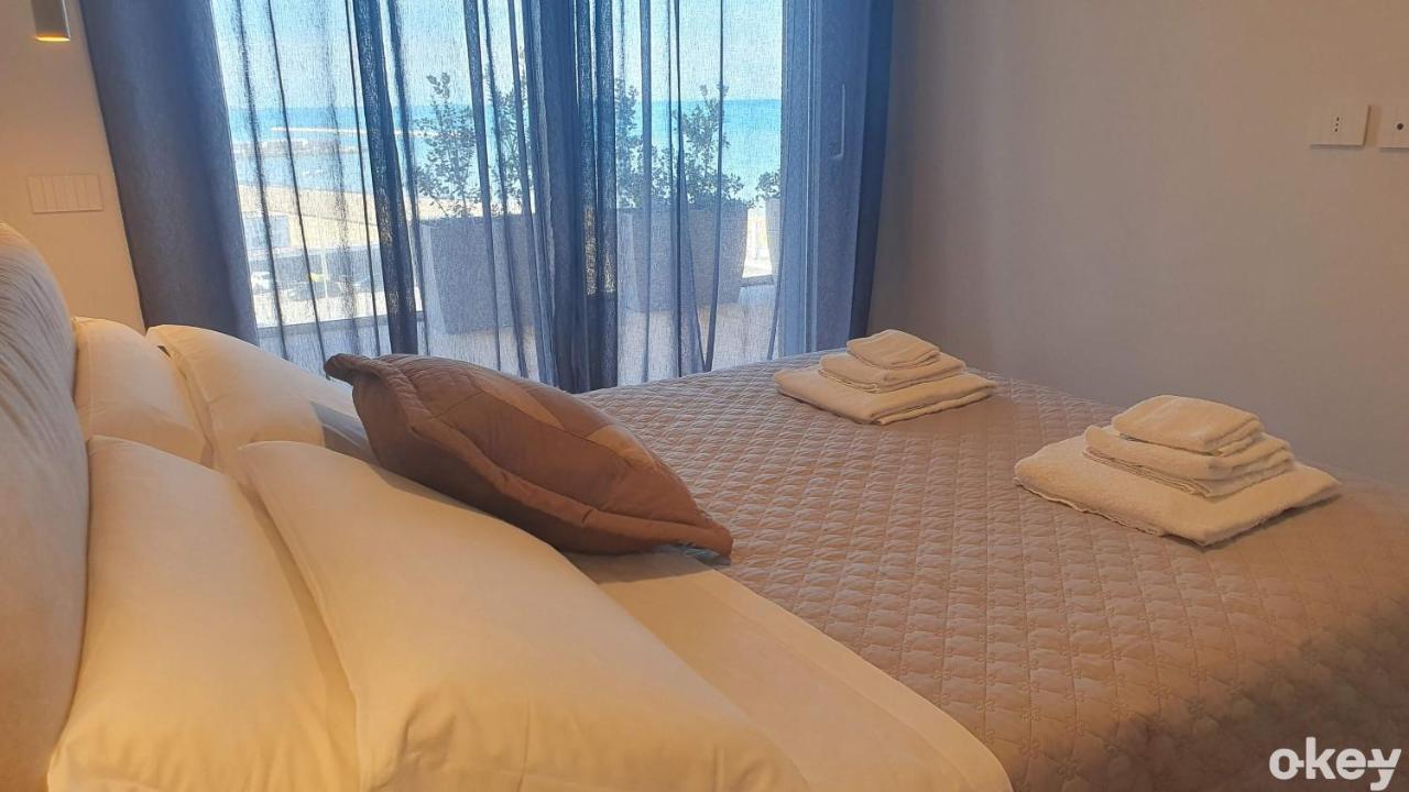 Seven Seas Luxury Apartments - Bari San Girolamo Kültér fotó