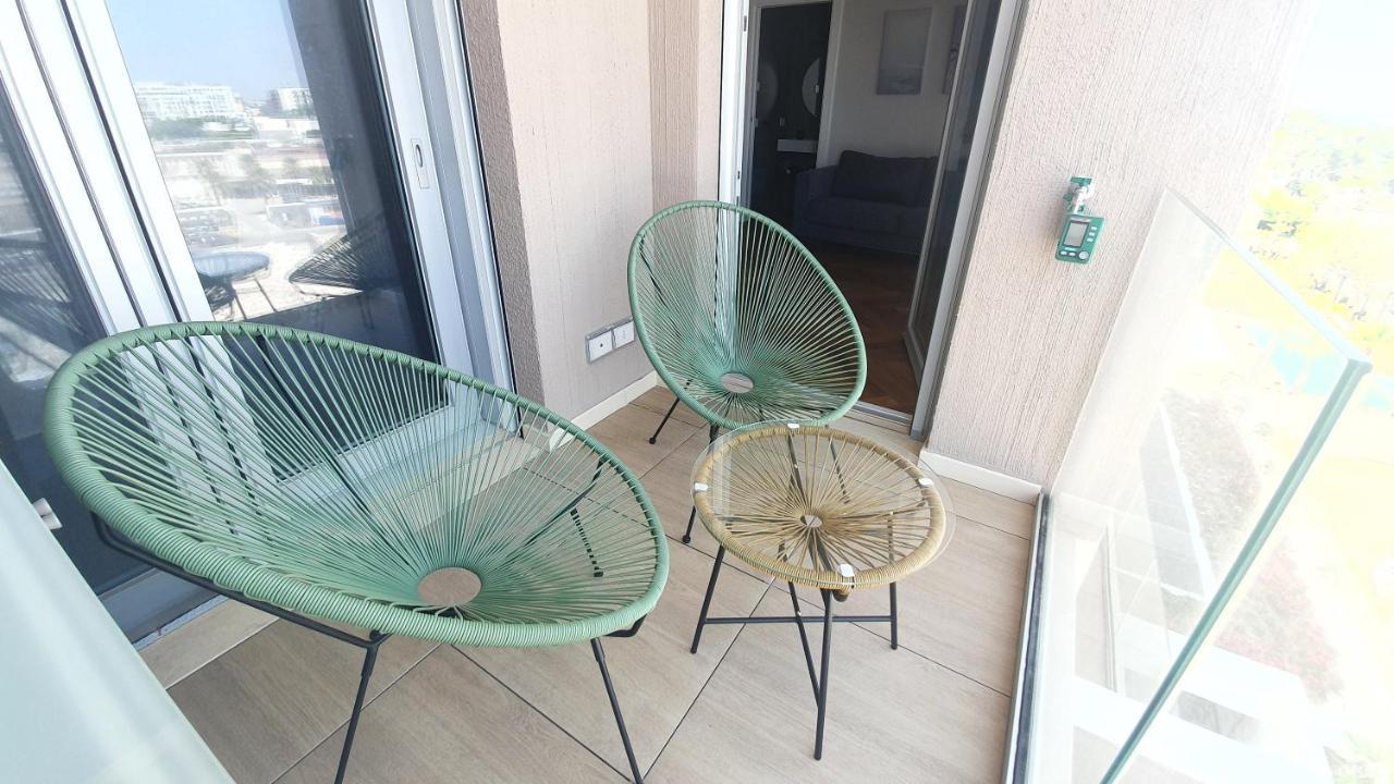 Seven Seas Luxury Apartments - Bari San Girolamo Kültér fotó